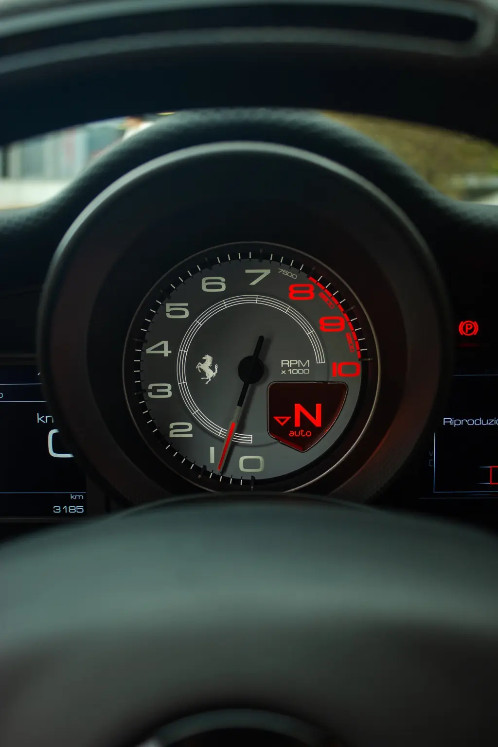 Contagiri della Ferrari 488 Pista