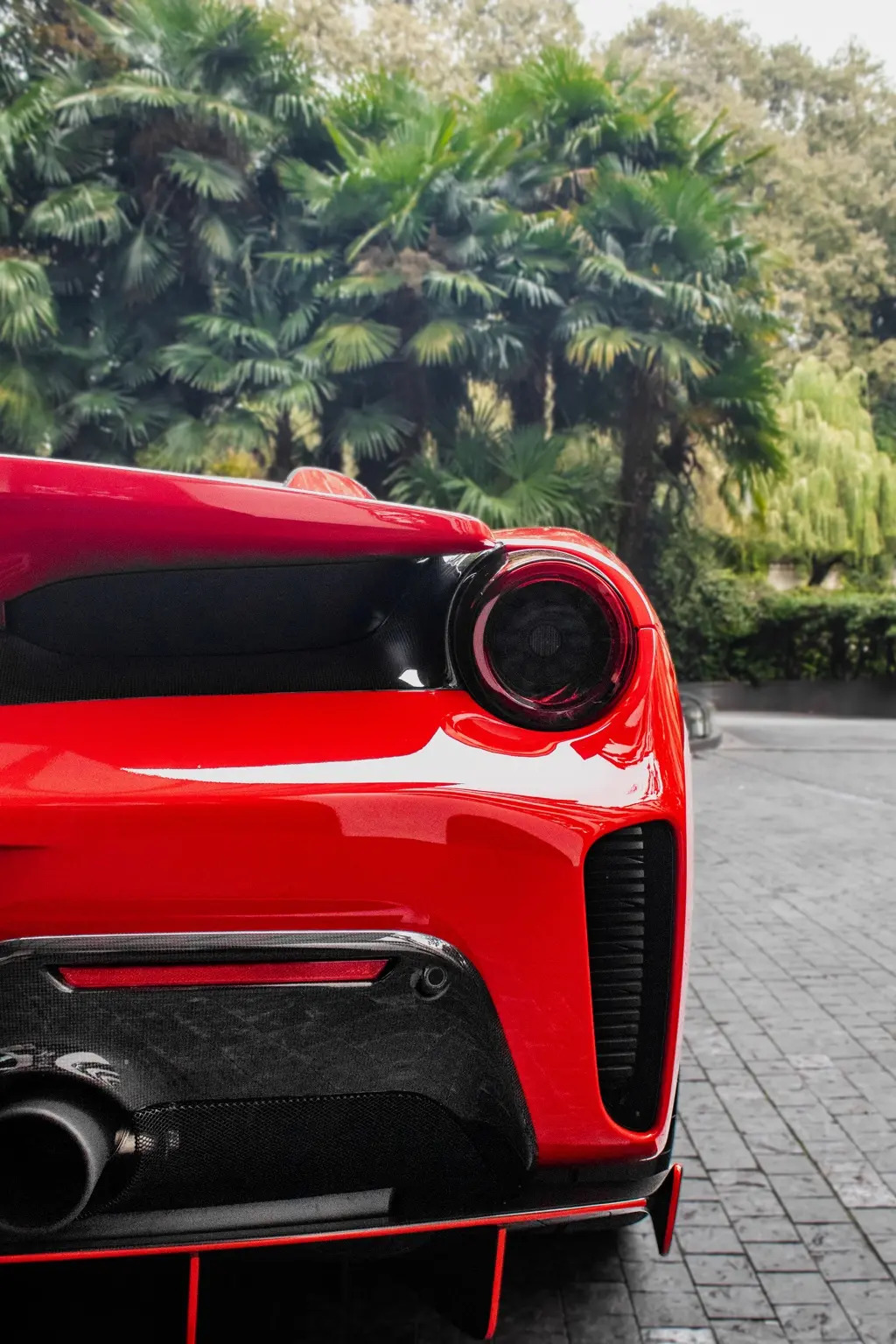 Rear aerodynamic detail of the Ferrari
