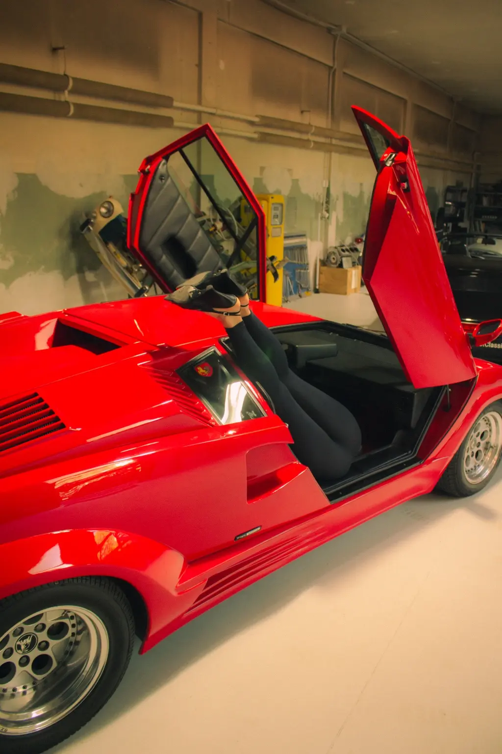Countach with both scissor doors open